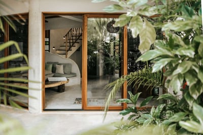 Luxury Villa Photo #3