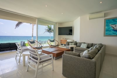 Luxury Villa Photo #10