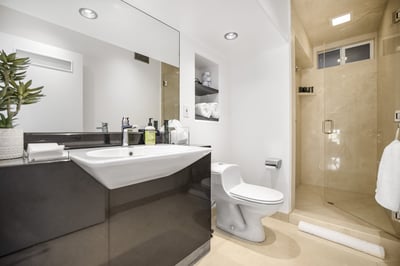 Luxury Villa Photo #37