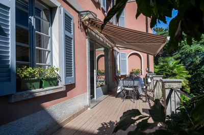 Luxury Villa Photo #9