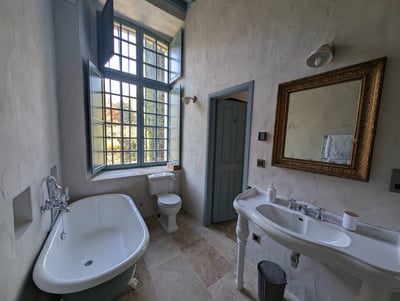 Luxury Villa Photo #26