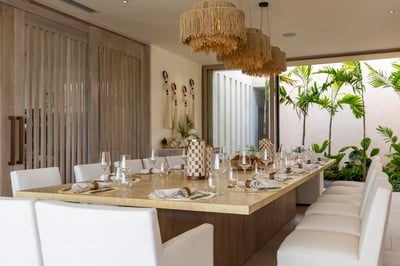 Luxury Villa Photo #20