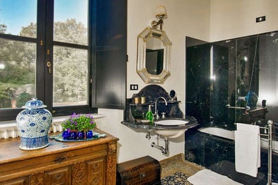 Luxury Villa Photo #27