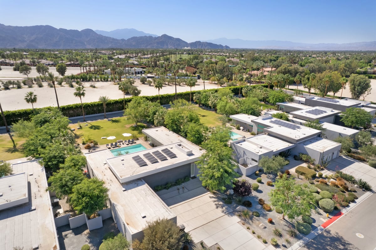 Festival Paradise Retreat