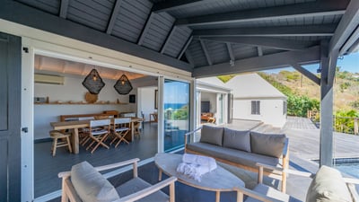 Luxury Villa Photo #11