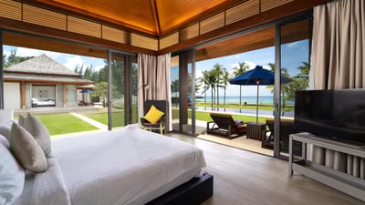 Luxury Villa Photo #15