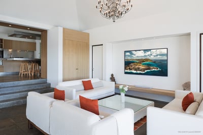 Luxury Villa Photo #22