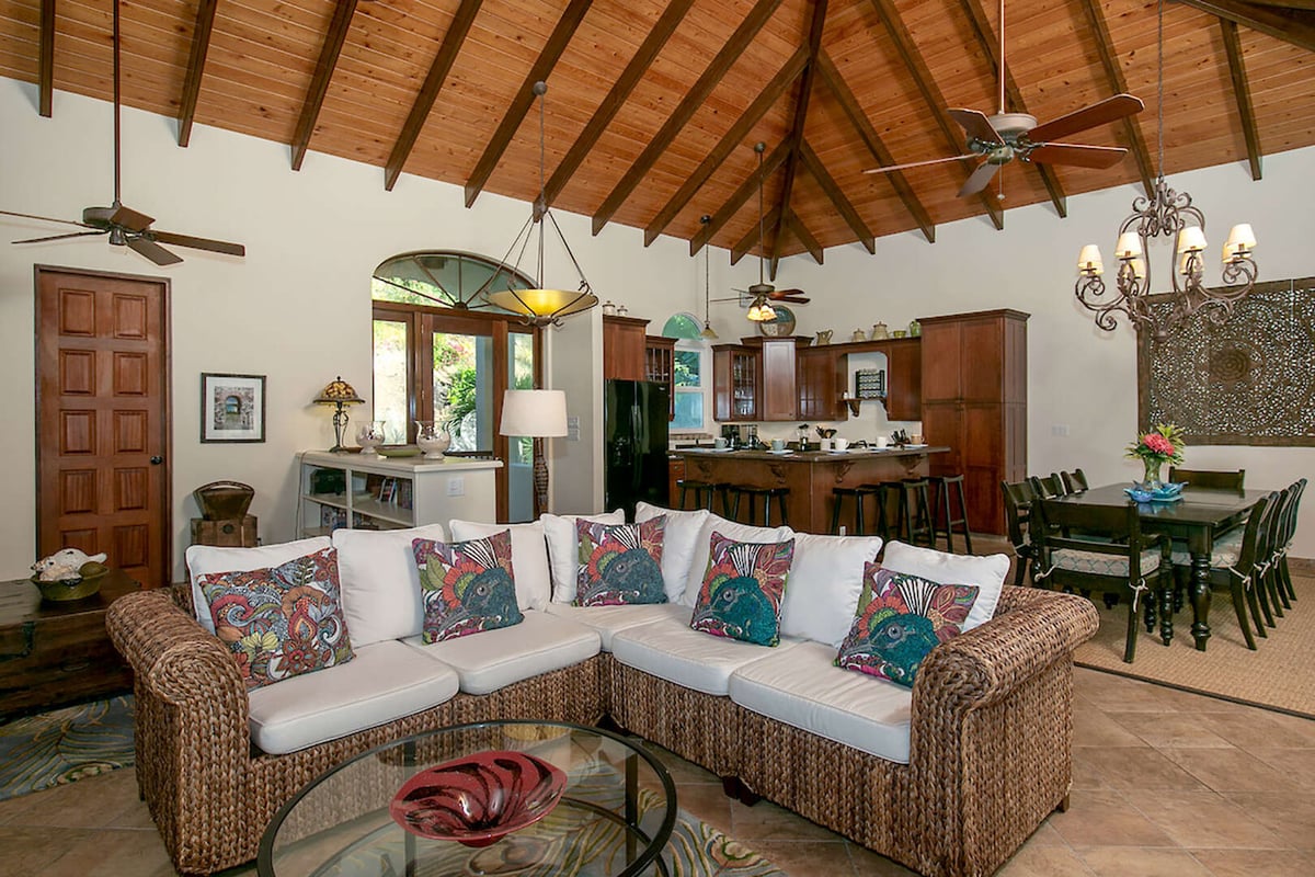 La Bella Vita Virgin Grand, USVI Rental Escapes