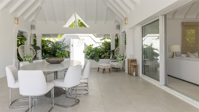 Luxury Villa Photo #10