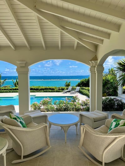 Luxury Villa Photo #4