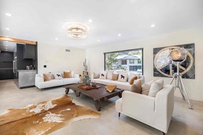 Luxury Villa Photo #15
