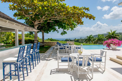 Luxury Villa Photo #6