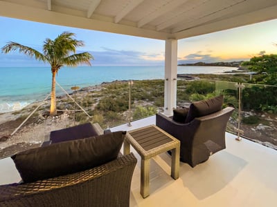 Luxury Villa Photo #28