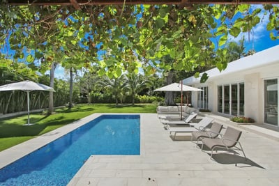 Luxury Villa Photo #5