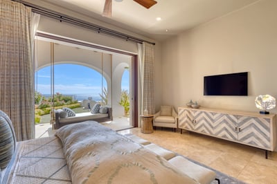 Luxury Villa Photo #64