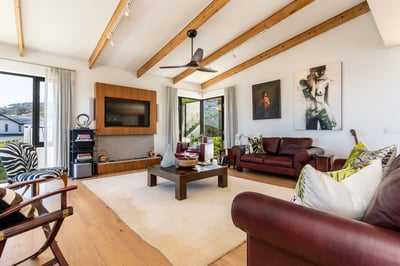 Luxury Villa Photo #35