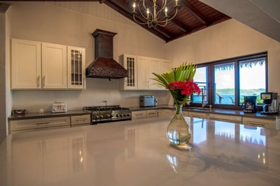 Luxury Villa Photo #14
