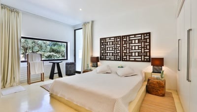 Luxury Villa Photo #19