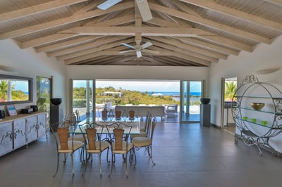 Luxury Villa Photo #19