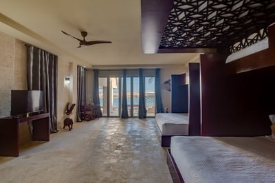 Luxury Villa Photo #73