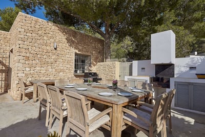 Luxury Villa Photo #7