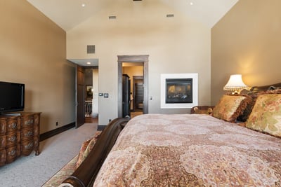 Luxury Villa Photo #18