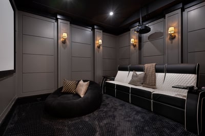 Luxury Villa Photo #23