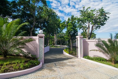 Luxury Villa Photo #7