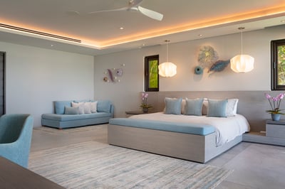 Luxury Villa Photo #33