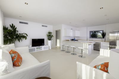 Luxury Villa Photo #19