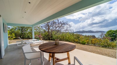 Luxury Villa Photo #13
