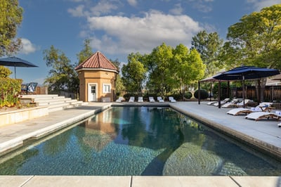 Luxury Villa Photo #6