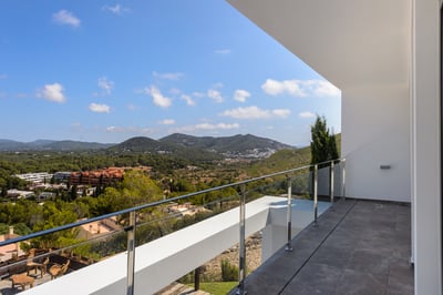 Luxury Villa Photo #32