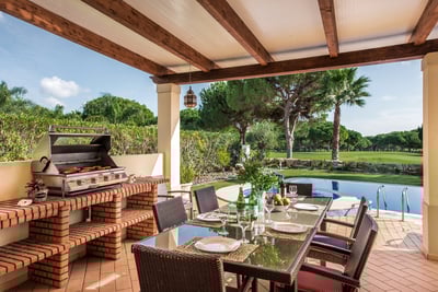 Luxury Villa Photo #12