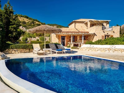 Luxury Villa Photo #2