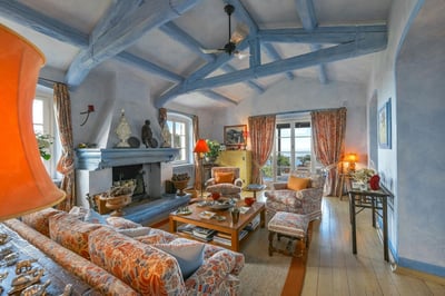 Luxury Villa Photo #14