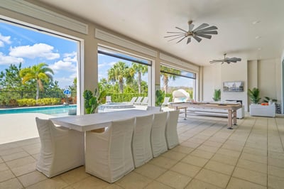 Luxury Villa Photo #12
