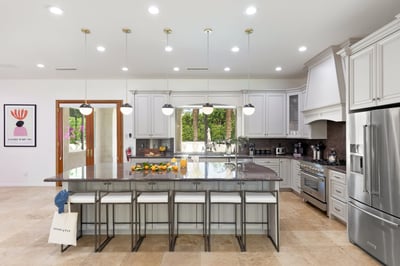 Luxury Villa Photo #25
