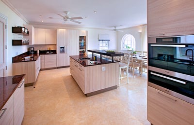 Luxury Villa Photo #7