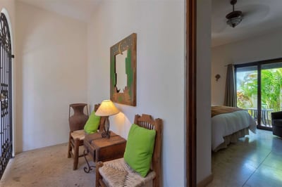 Luxury Villa Photo #19