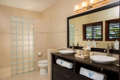 Luxury Villa Photo #18