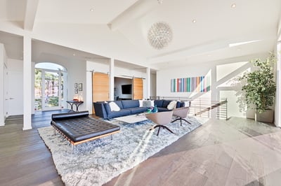 Luxury Villa Photo #25