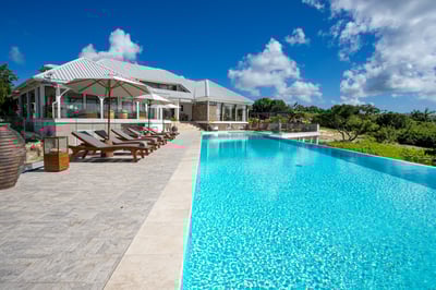 Luxury Villa Photo #5
