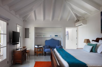 Luxury Villa Photo #37