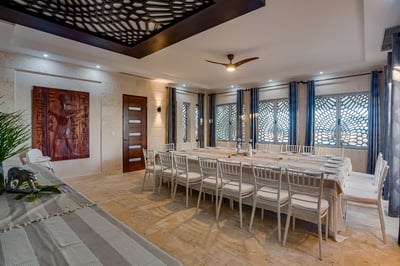Luxury Villa Photo #29