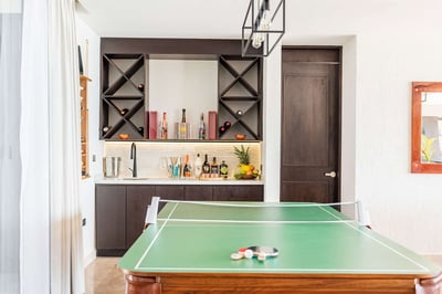 Luxury Villa Photo #22