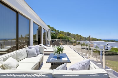 Luxury Villa Photo #9