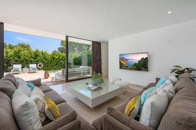Luxury Villa Photo #10