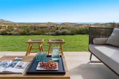 Luxury Villa Photo #18