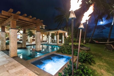 Luxury Villa Photo #7